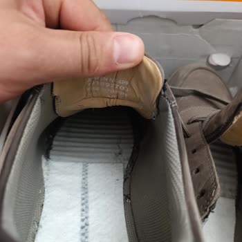 FLO'dan Aldığım Ayakkabıda Tabanda Çökme Sorunu Yaşadım