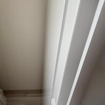 Bosch Derin Dondurucuda Göçük Ve Sararmış Lastik Sorunu, Yetersiz Açıklama