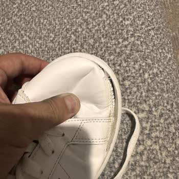 Adidas Spor Ayakkabıda Kısa Sürede Taban Açılması Ve Yetersiz Müşteri Hizmetleri