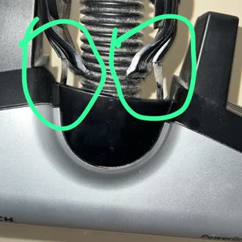Bosch Dikey Süpürge Başlığı Sürekli Aynı Yerden Kırılıyor