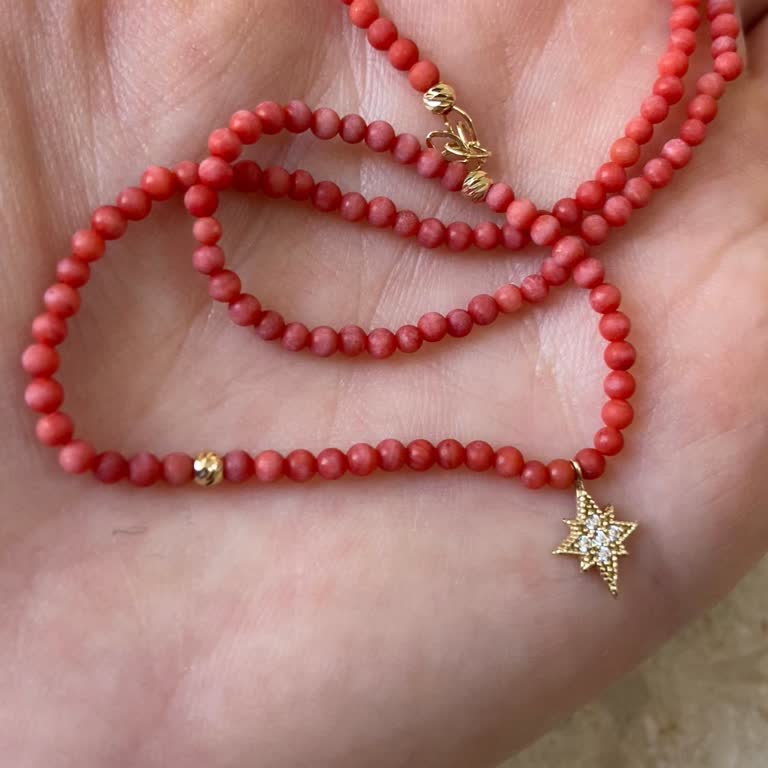 Yüksek Ücretli Doğal Taş Kolyem Bir Haftada Rengini Kaybetti