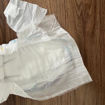 Aldığım Molfix Bezlerin Yarısı Yırtık Ve Kullanılamaz Çıktı