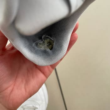 Aldığım Puma Ayakkabının Astarı Yırtıldı, FLO Çözüm Sunmadı