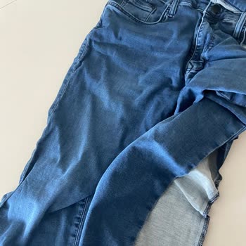 Mavi Pantolonlarda Tekrarlayan Dikiş Sökülmesiyle Yaşanan Mağduriyet