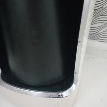 Grundig Kahve Makinesinde Garanti Süresinde Renk Değişimi Ve Destek Sorunu