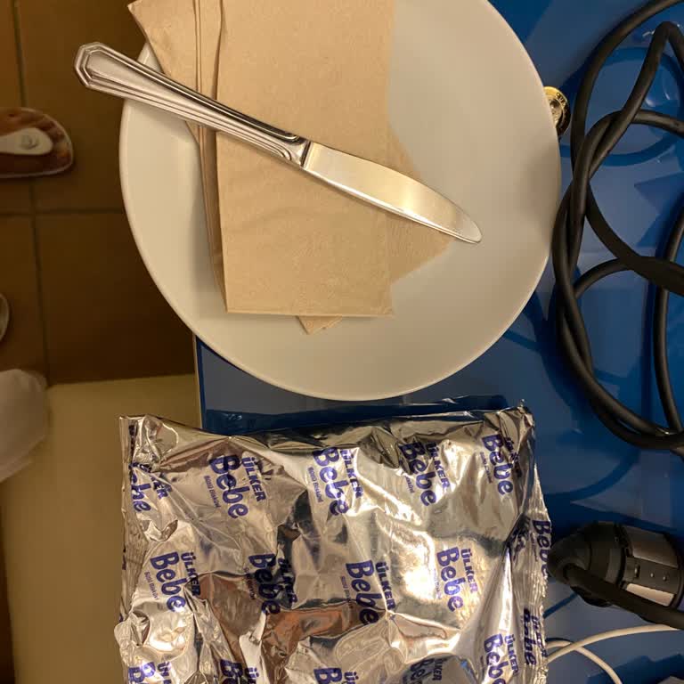 Otel Odasında Temizlik Ve Hizmet Sorunlarıyla Karşılaştık