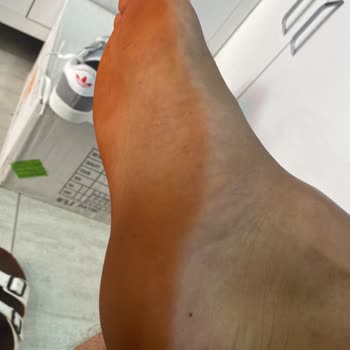Pierre Cardin Giyim Satın Aldığım Terlik Ayağımı Boyadı Ve Kalitesiz Çıktı