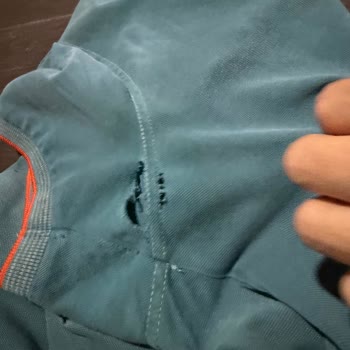 Aldığım Ürünün Koltuk Altları Kısa Sürede Yırtıldı, Mağduriyetimin Giderilmesini İstiyorum