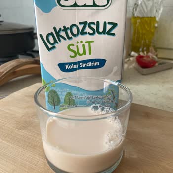 Laktozsuz Sütün Rengindeki Şüpheli Değişiklik Endişelendiriyor