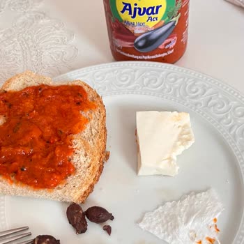 Satın Aldığım Ajvar Sosun İçinden Cam Kırığı Çıktı