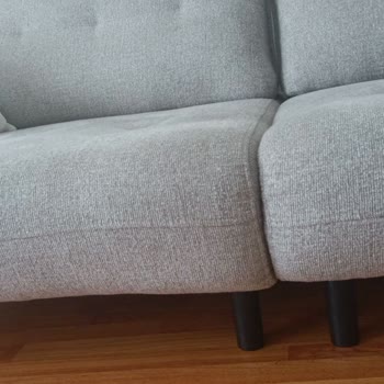 Nova Koltuk Takımı'nda Kumaş Tüylenmesi Ve Sünger Simetrisi Sorununa Çözüm Bulunmuyor