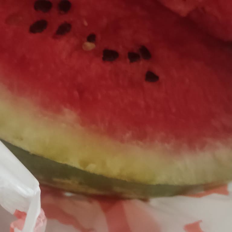 Bozuk Karpuzun İadesi İçin Günlerdir Bekletiliyorum, Mağdur Oldum