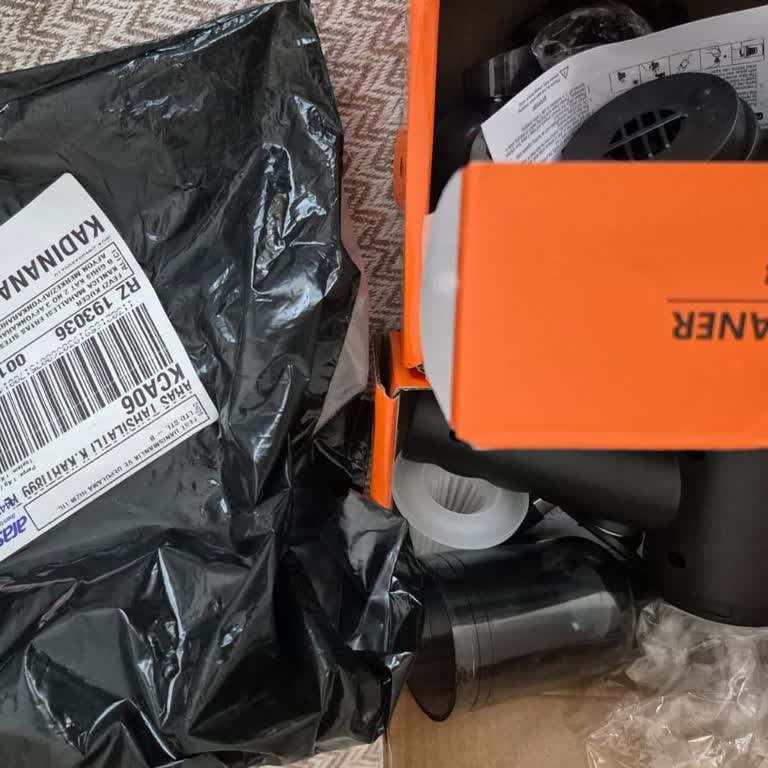 Aldığım Ürün Hem Arızalı Hem De Reklamdan Farklı Firma Muhatap Olmuyor