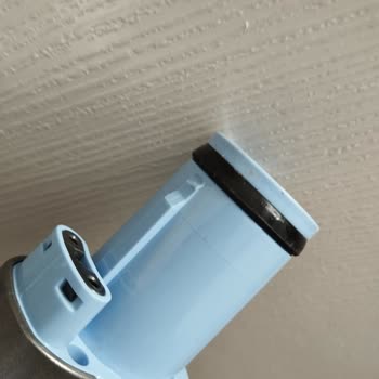 Philips Ev Aletleri Boruyu Tutan Parça Kırılması