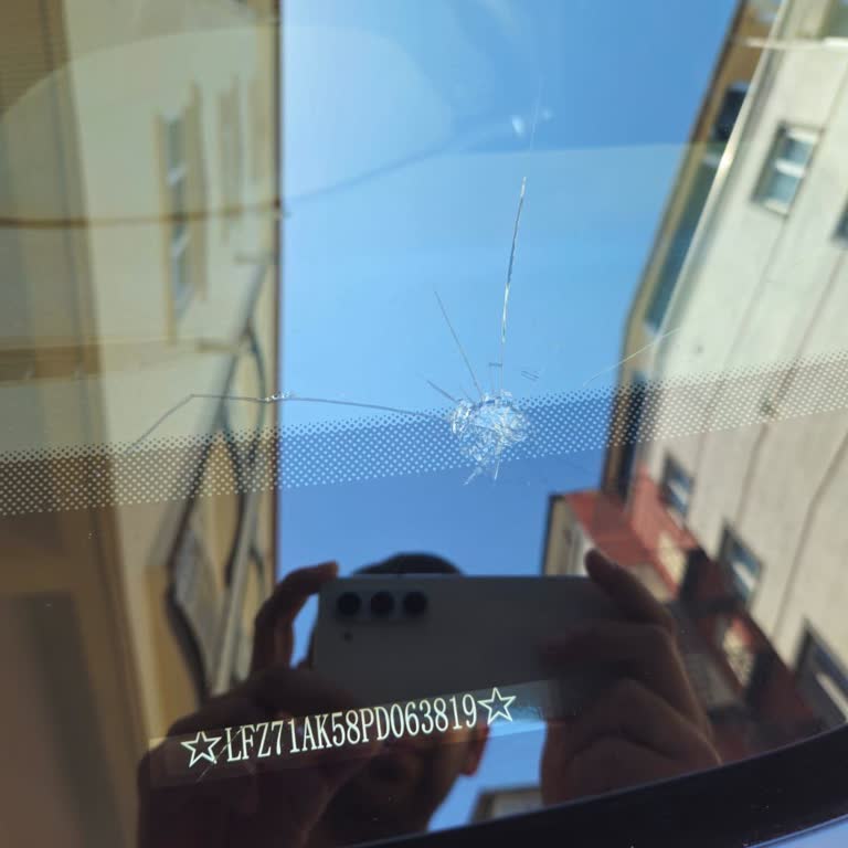 Kasko Kapsamındaki Cam Değişimi 6 Aydır Çözülemedi, Mağduriyetim Sürüyor