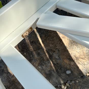 Bahçe Koltuğundaki Kırık Çubuk İçin Değişim Talebim Reddedildi