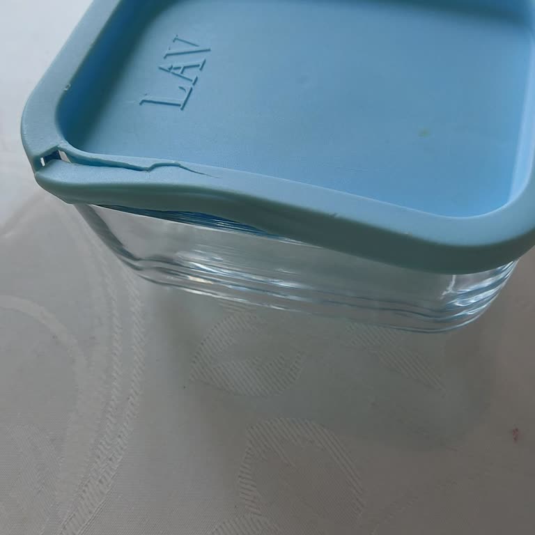 Lav Saklama Kaplarının Kapakları Kırılıyor, Yedek Parça Bulunamıyor