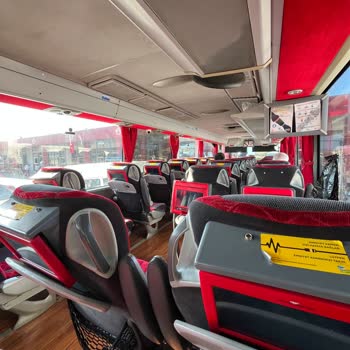 Kamil Koç İle Eski Ve Konforsuz Otobüste Uzun Ve Sarsıntılı Bir Yolculuk