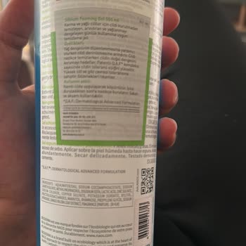 Eczaneden Alınan Yüz Yıkama Jeli Cildimi Bozdu, İlgisiz Yaklaşım