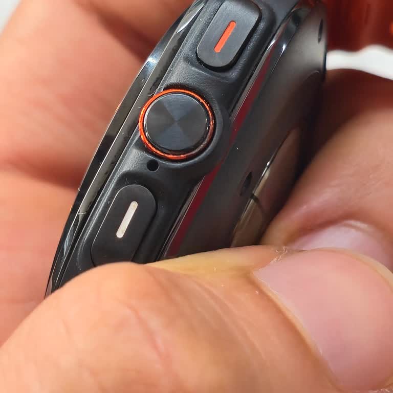 Samsung Galaxy Watch Ultra'nın Tuşunda Soyulma Ve Garanti Sorunu