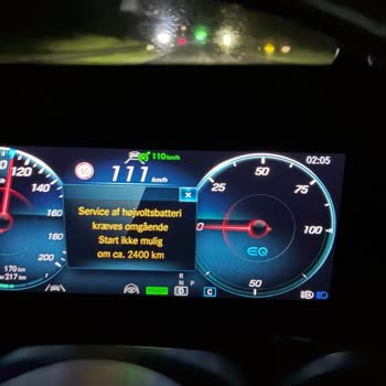 Mercedes EQB 300 Akü Uyarısı Ve Servis Belirsizliği