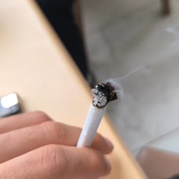 Winston Dark Blue Sigarada Patlama Ve Tütün Kalınlığı Sorunu Yaşanıyor