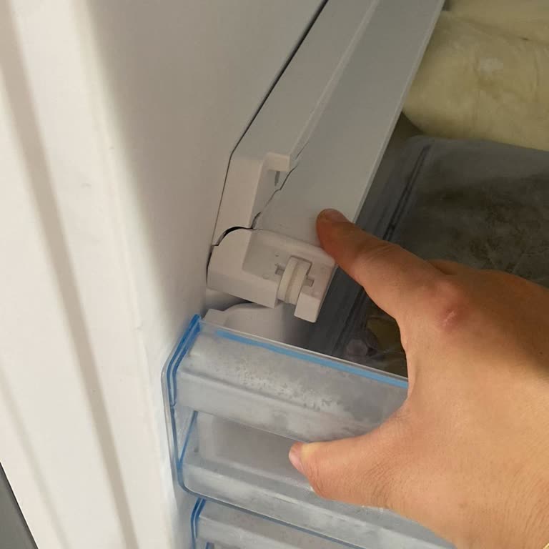 Bosch Buzdolabımın Çekmece Rayı Kısa Sürede Kırıldı, Garanti Kapsamı Dışında Bırakıldı