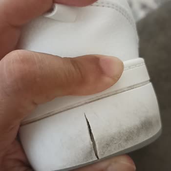 Pull & Bear Ayakkabıda Kısa Sürede Taban Çökmesi Ve Müşteri Hizmetleri İlgisizliği