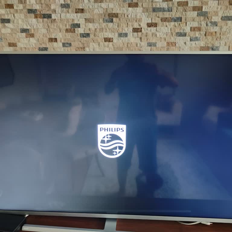 Yazılım Güncellemesi Sonrası Televizyon Açılmıyor Sürekli Philips Logosunda Kalıyor
