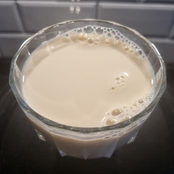 Teksüt Aldığım Laktozsuz Sütlerin Renginde Sorun Yaşadım, Değişim Talep Ediyorum