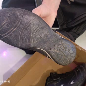 Yeni Alınan Çocuk Ayakkabısında Kısa Sürede Ciddi Deformasyon