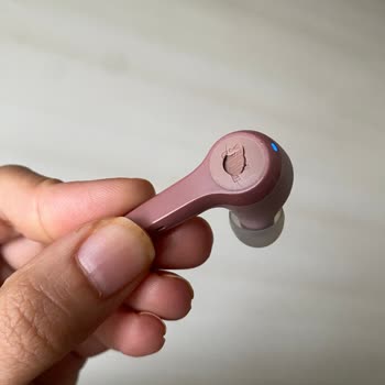 Kutudan Kırık Çıkan Kulaklık İçin Tamir Talebi