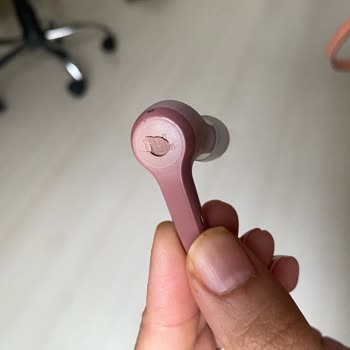 Kutudan Kırık Çıkan Kulaklık İçin Tamir Talebi