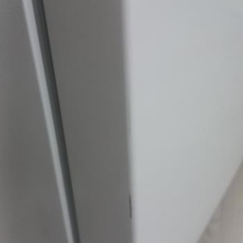 Sıfır Beklerken Teşhir Buzdolabı Teslim Edildi, Mağaza Değişim Yapmıyor