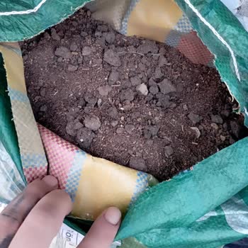 Solucan Gübresi Yerine Saman Ve Taş Dolu Toprak Gönderildi