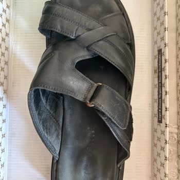 Bir Yıldır Devam Eden Terlik Boya Akması Ve Çözüm Sunulmaması