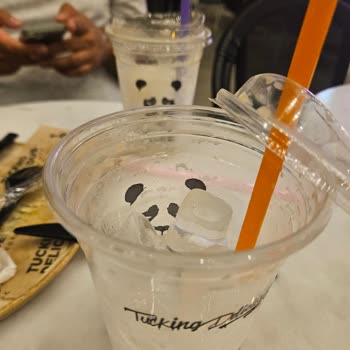 Fıstıklı Latteye Fazla Buz Eklenmesi Tadı Bozuyor