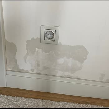 Emlak Konut Bizim Mahalle Projesinde Su Sızıntısı Ve Hasar Sorununa Çözüm Bulunmuyor