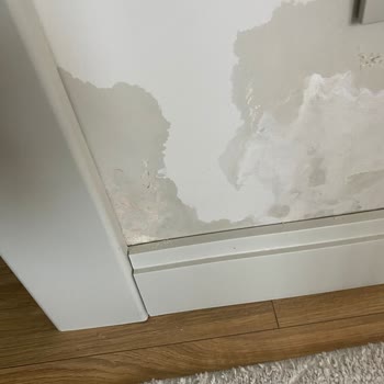 Emlak Konut Bizim Mahalle Projesinde Su Sızıntısı Ve Hasar Sorununa Çözüm Bulunmuyor