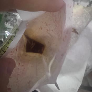 Oses Çiğköfte'den Aldığım Dürümler Dağılmış Ve Yenmeyecek Kadar Kötüydü