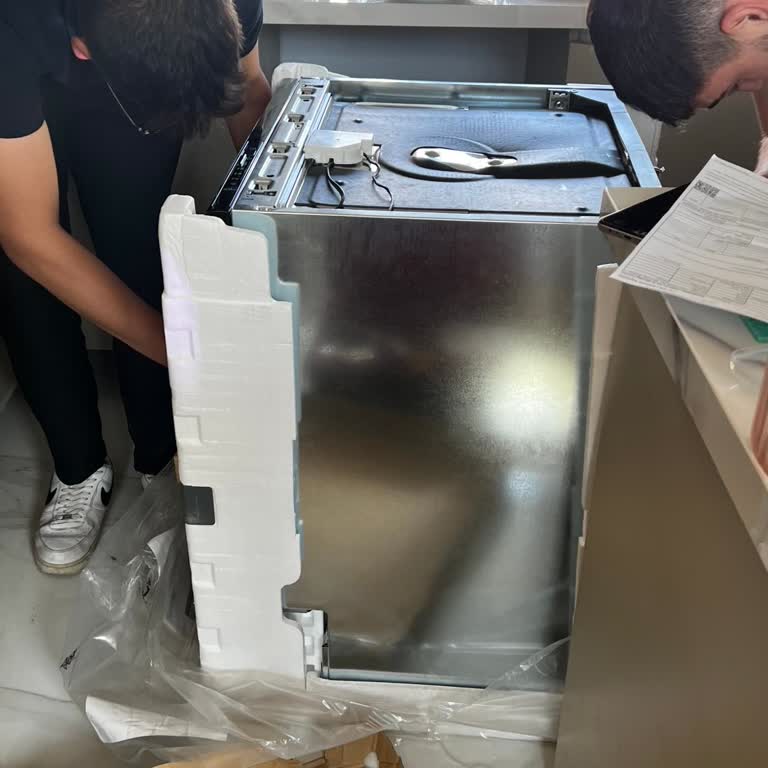 Sıfır Alınan Bulaşık Makinesi Hasarlı Çıktı, Değişim Sürecinde Mağduriyet Yaşıyorum