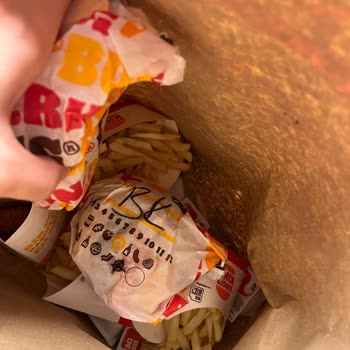 Burger King Fındıkzade Şubesi'nden Eksik Ve Hatalı Sipariş, Yetersiz İade