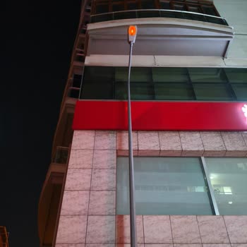 20 Gündür Arızalı Sokak Lambası İçin Çözüm Bekliyorum, Hiçbir Dönüş Alamadım