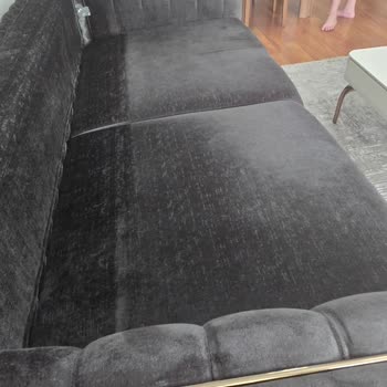 Koltuk Takımında Kalıcı Leke Ve Katlanma Sorunu Çözülmüyor