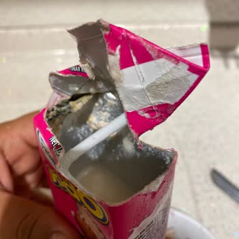 Bozuk Ve Küflü Süt Ürünü, Yetersiz Müşteri Hizmeti