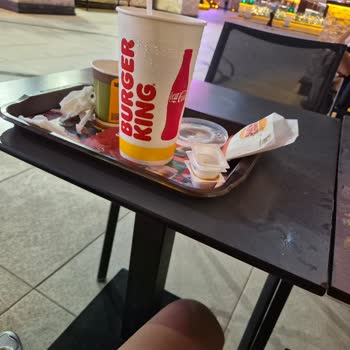 Burger King Şubesindeki Su Püskürtme Sistemi Hijyen Sorunu Ve Çözüm Talebi