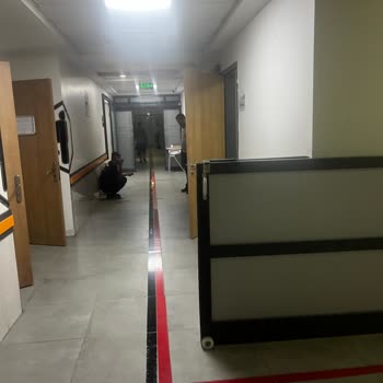 Çocuk Acil Servisi Güvenlik Görevlilerinin Davranışları Hakkında Şikayet