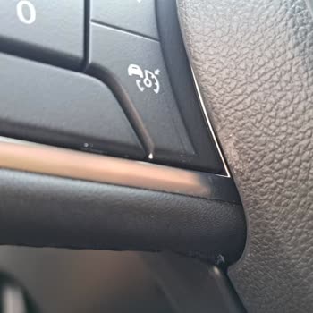 Sıfır Araçta Teslimat Sonrası Boya Ve Direksiyon Sorunu Mağduriyet Yarattı