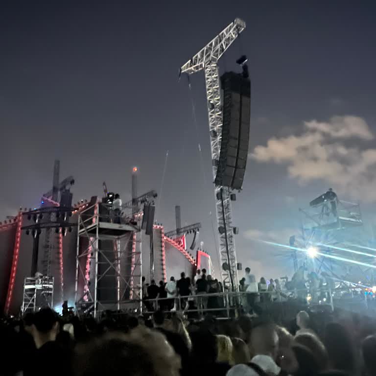 Sahne Önü Biletle Konseri Göremedim