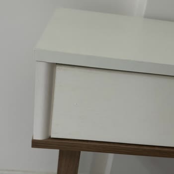 Kelebek Mobilya Yanlış Ürün Teslimatı Ve Bitmeyen Montaj Mağduriyeti